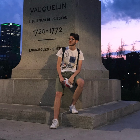 Meet your Posher, Ahmad - Picture 1 of 1